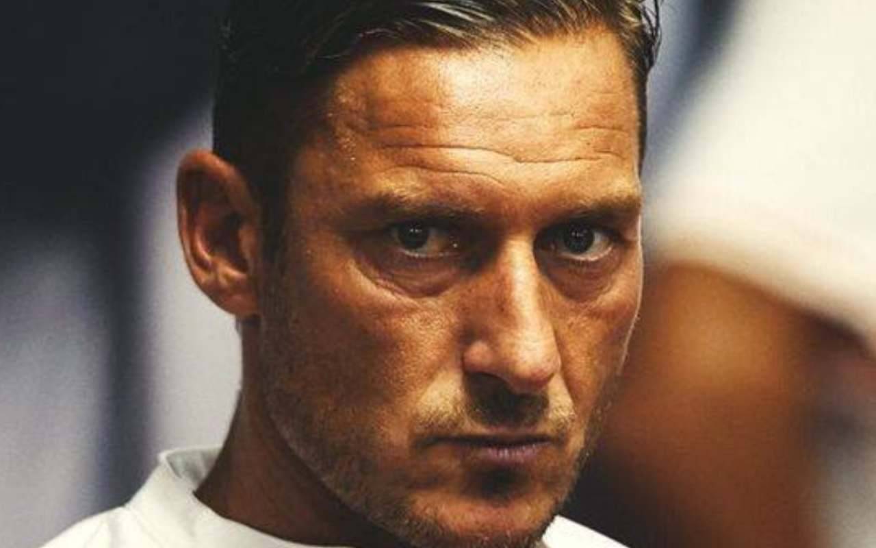 Francesco Totti addio social