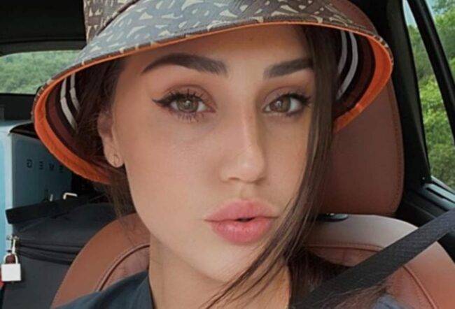 Cecilia Rodriguez, post rovente: si specchia in intimo