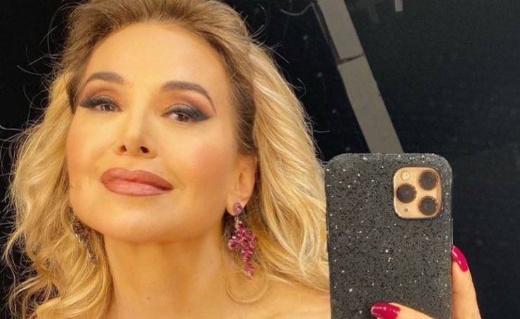 Barbara D’Urso, “osservata” e criticata: accuse per quel dettaglio