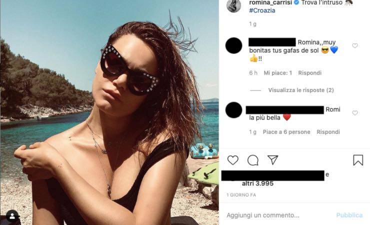 Romina Carrisi dea in costume, quell'intruso sembra un tattoo