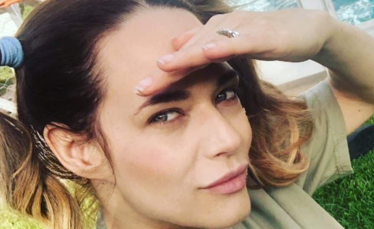 Laura Chiatti, quanto amore nella dedica: "La vita che dai"