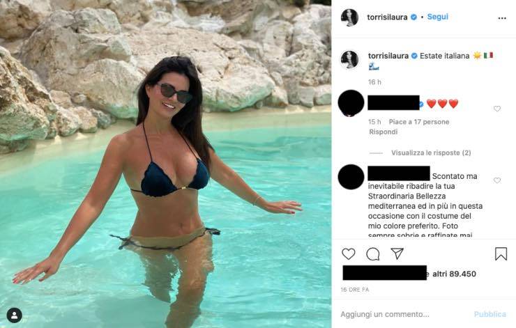 Laura Torrisi bomba in costume: una dea che cammina sull'acqua