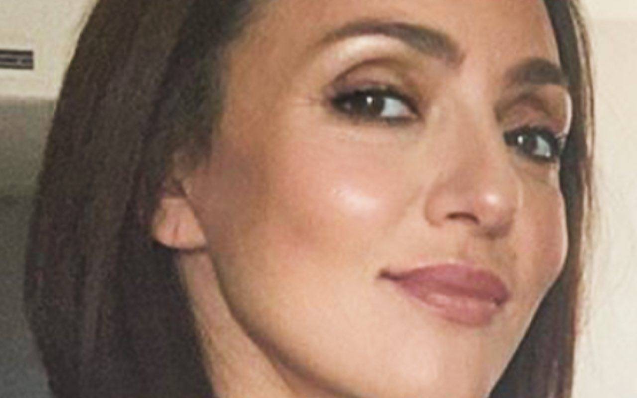 Ambra Angiolini in versione regina: "equilibrio sopra la follia"