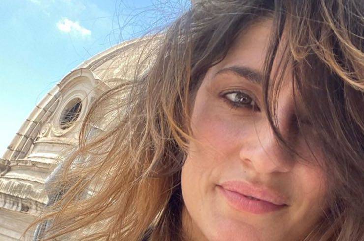 Elisa Isoardi spegne le voci: il messaggio ad Antonella Clerici