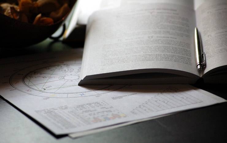 Segni zodiacali, quali sono i più bugiardi? Scoprilo!