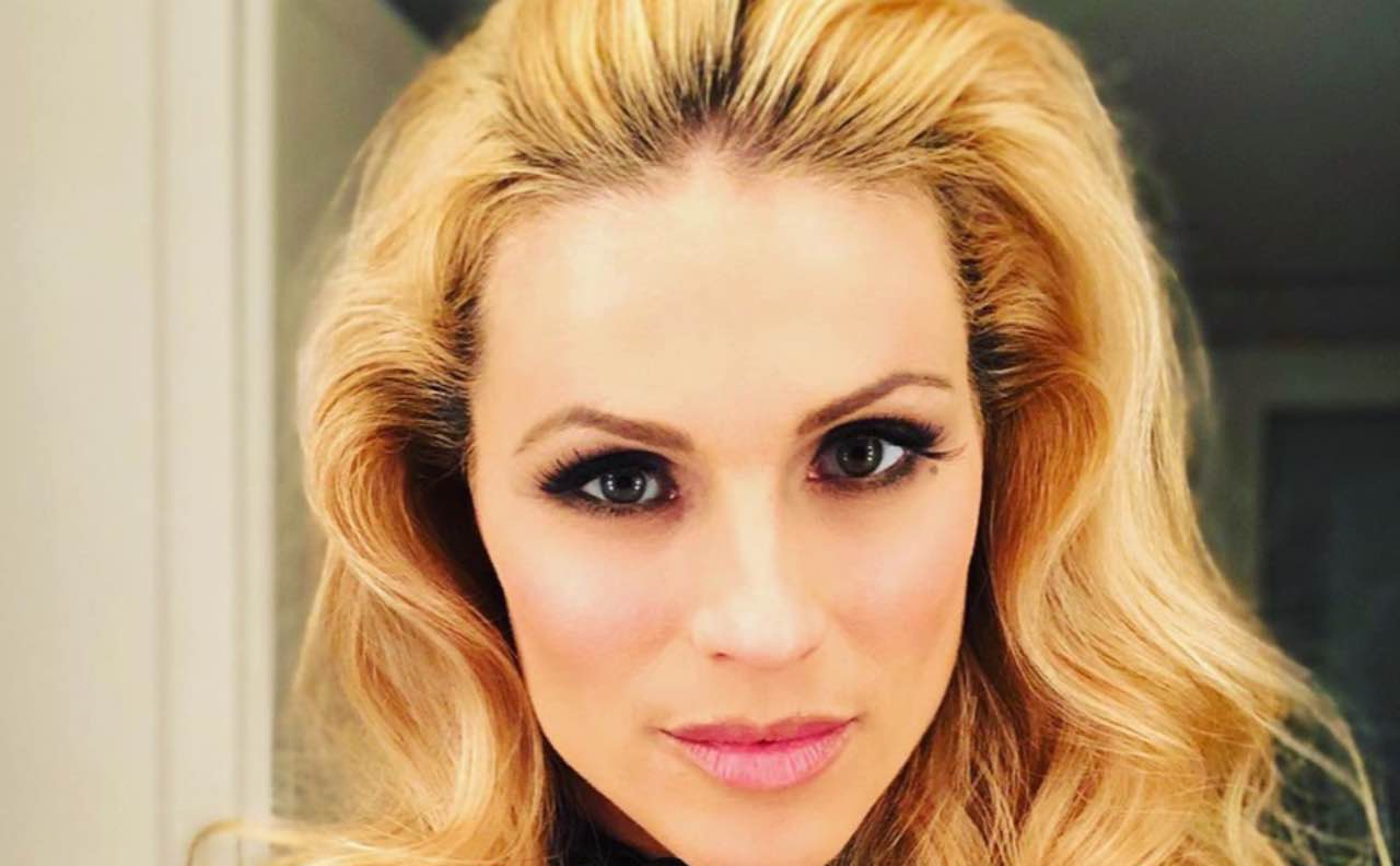 Michelle Hunziker, avete mai visto sua mamma? Bella come lei