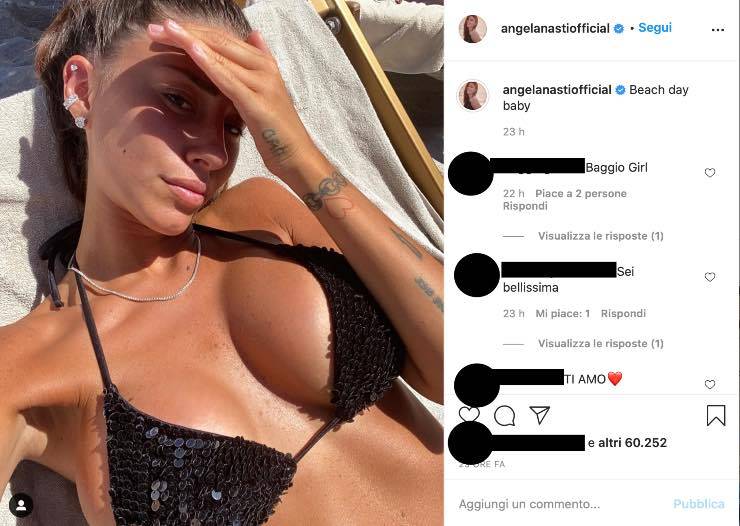 Angela Nasti "Stai esagerando": il bikini è davvero troppo stretto