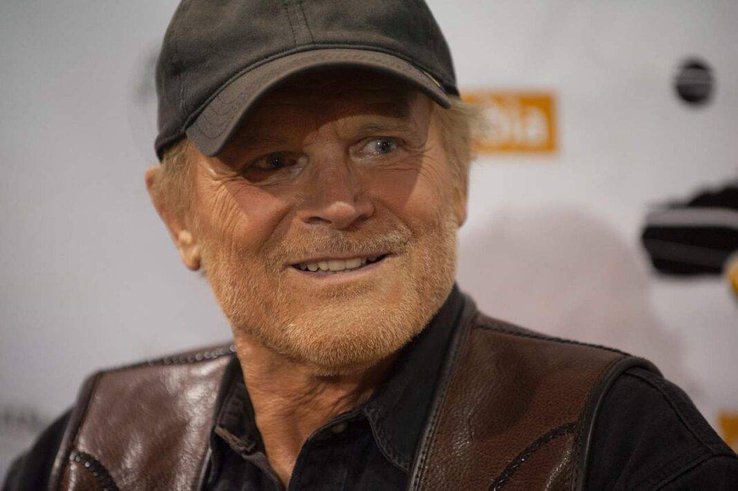 Quanti Anni Ha Terence Hill Don Matteo
