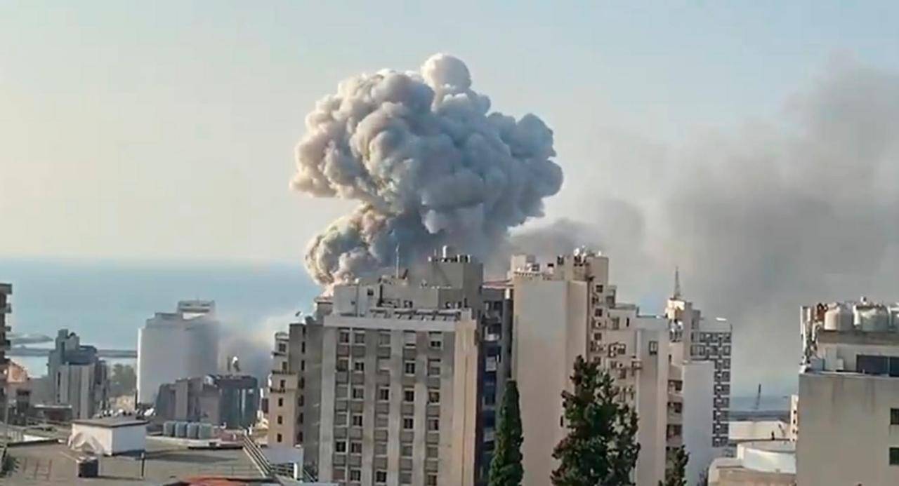 Beirut, i video delle esplosioni in diretta: incredibile!