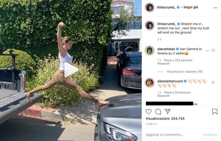 Elisabetta Canalis super snodabile: il fascino sposta... le auto!