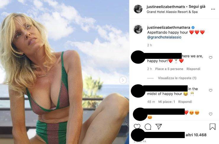 Justine Mattera bikini hot che non contiene: foto “devastante”