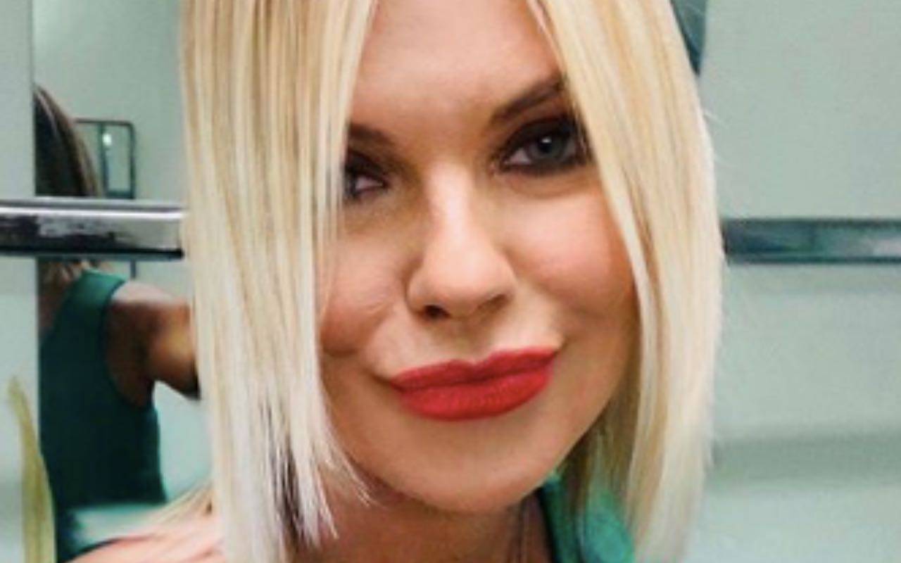 Matilde Brandi entra al GF Vip, ma in famiglia c'è chi piange per lei