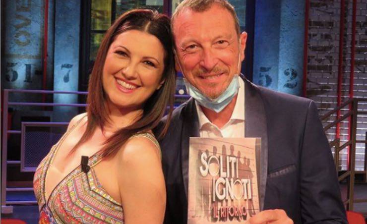 Amadeus, il contagio da Covid spiazza: salta tutto!