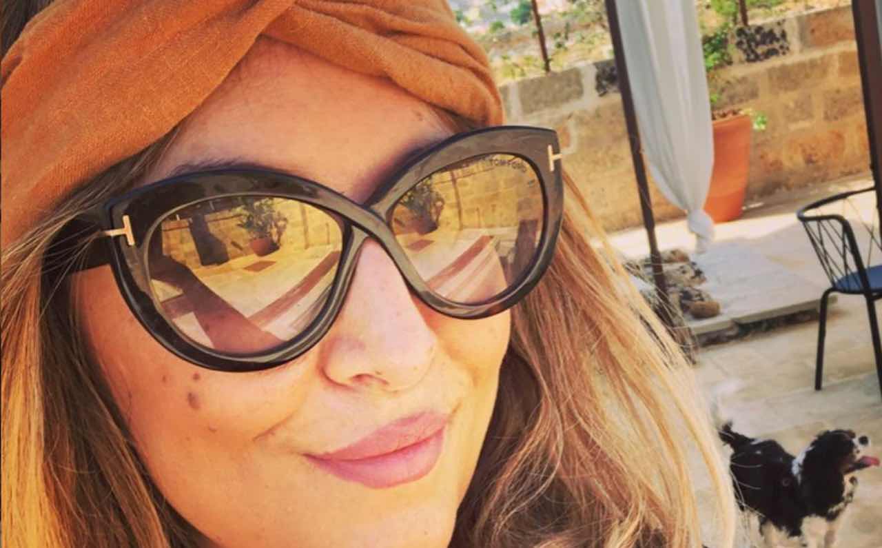 Selvaggia Lucarelli ci va giù pesante su Vanzina: "Bruttezza che avvilisce"