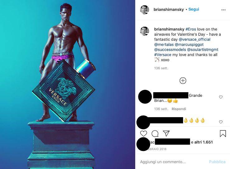 Chi è il seducente ragazzo della pubblicità di Versace? La sua passione