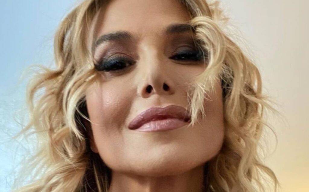 Barbara D'Urso "madre snaturata": festa rovinata per la conduttrice