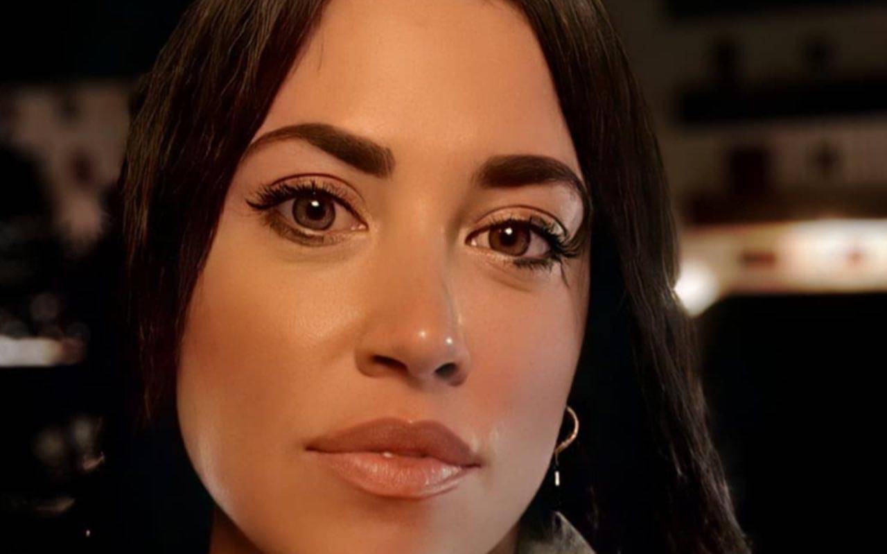 Claudia Ruggeri sexy stende tutti: "Toglietemi tutto, ma..."