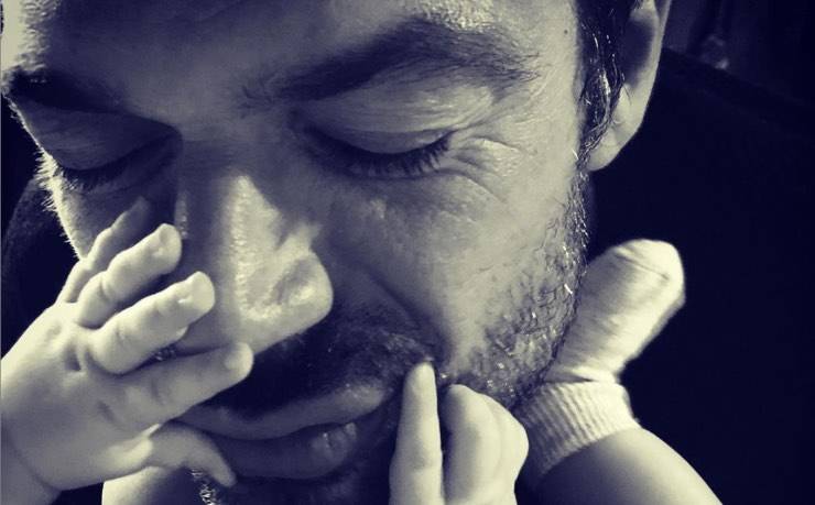 Luca Argentero, la nuova vita da papà: "È stato strano e difficile"