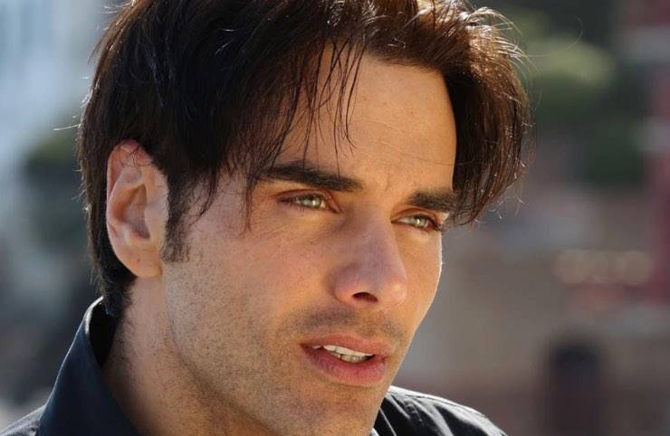 Massimiliano Morra, la madre non ci sta: "Sta subendo di tutto"