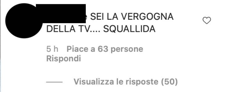 Barbara D'Urso dolci ricordi, ma divide i fan: "Sei la vergogna della tv"