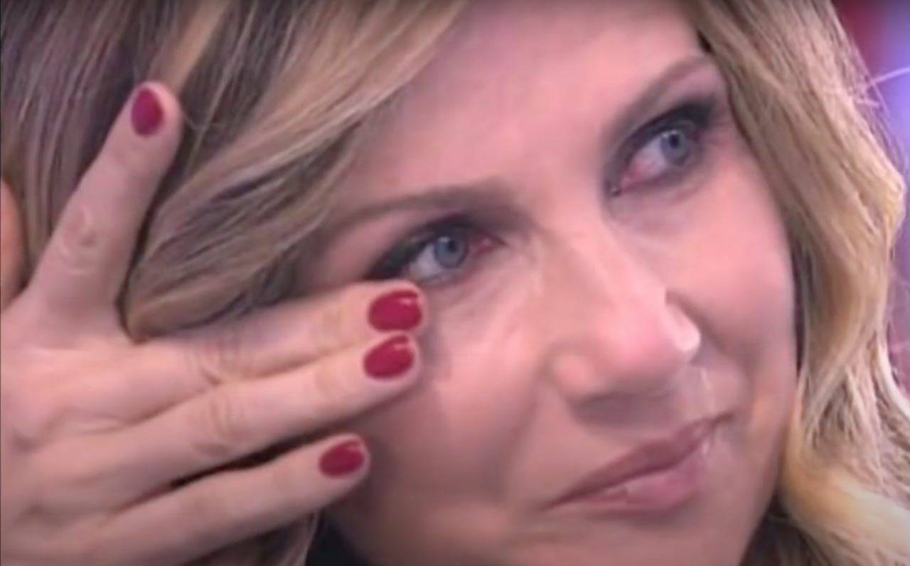 Lorella Cuccarini, lutto e dolore per lei: "pezzo importante della mia vita"