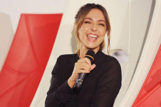 Ambra Angiolini racconta la sua vita: così ha vinto la sua battaglia