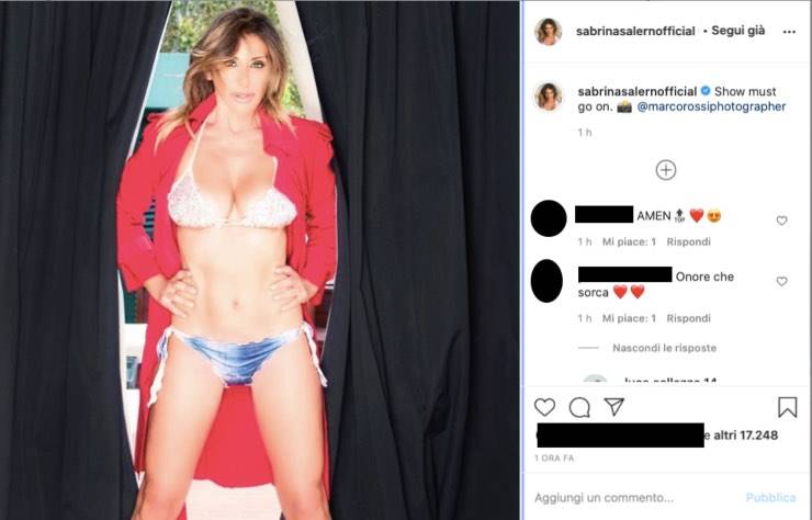 Sabrina Salerno bomba, bikini e "standing ovation": fan pazzi di lei