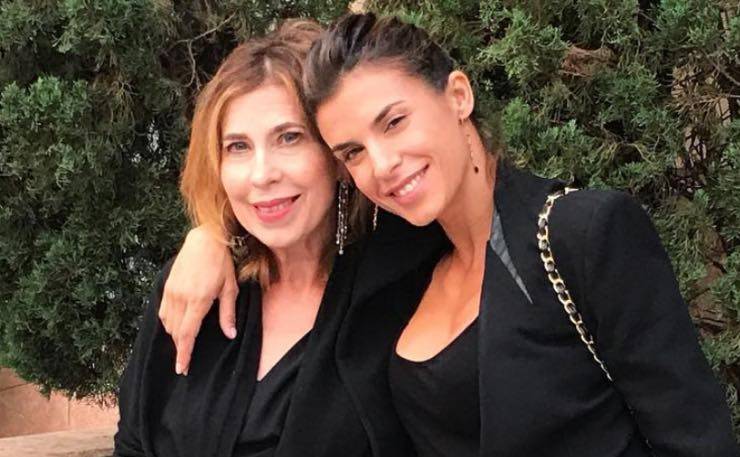 Avete mai visto la mamma di Elisabetta Canalis? Le due sono identiche
