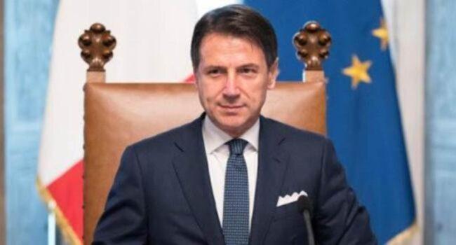 Giuseppe Conte Natale