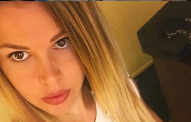 GF Vip, c’è Carlotta Dell’Isola: prima e dopo la tv, è cambiata?