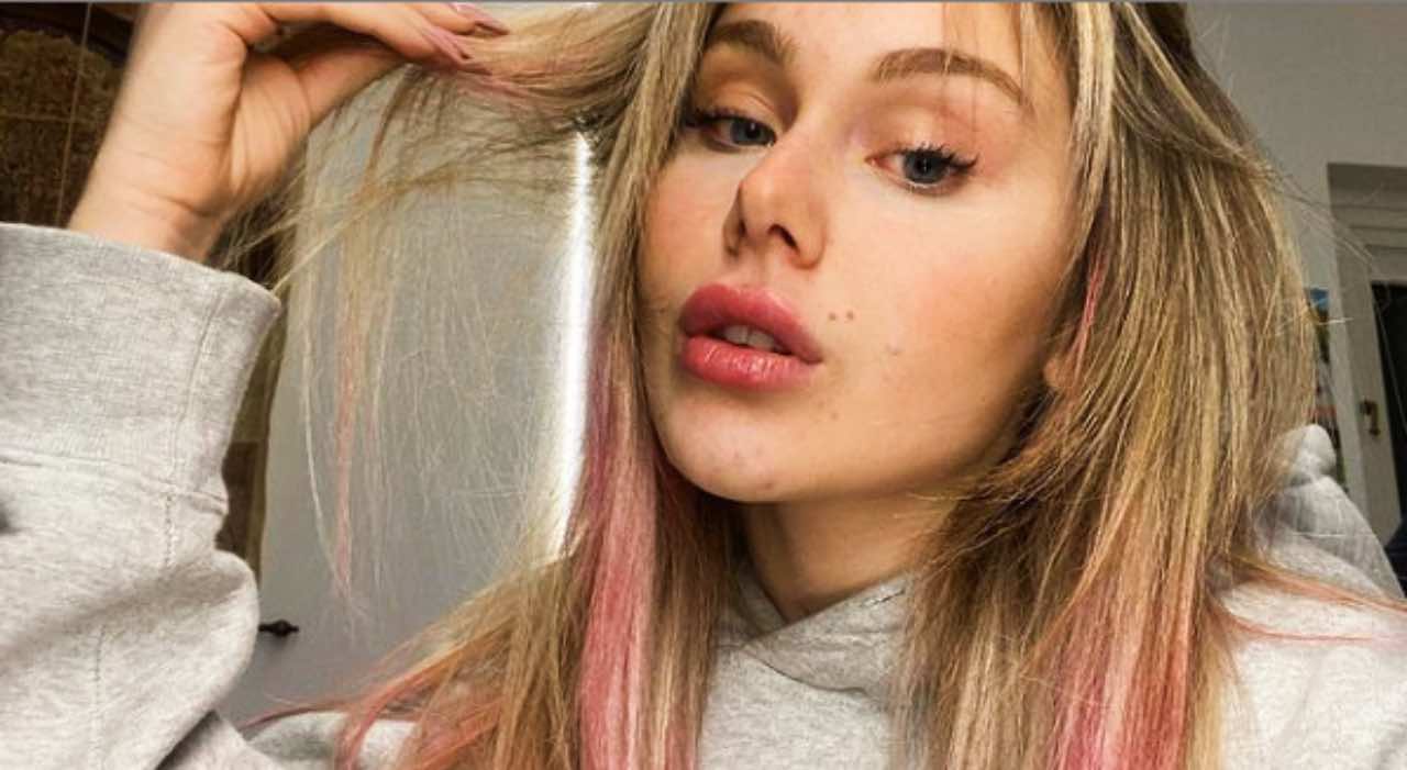 Jasmine Carrisi ci mette la faccia: a sorpresa c'è la replica ai fan