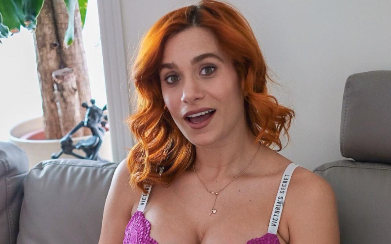 Alessandra Tripoli rivive il parto