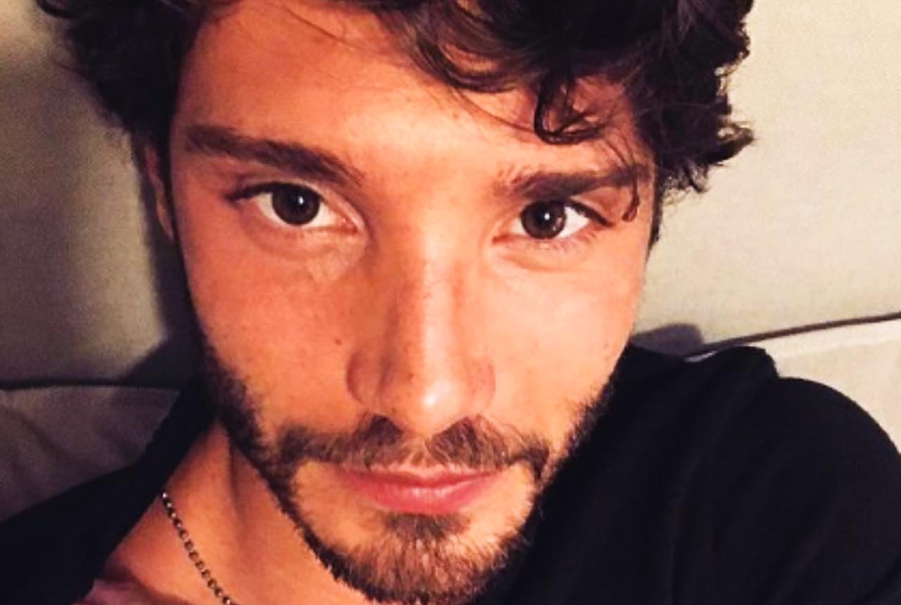 Stefano De Martino, da figlio a padre: quel momento indimenticabile