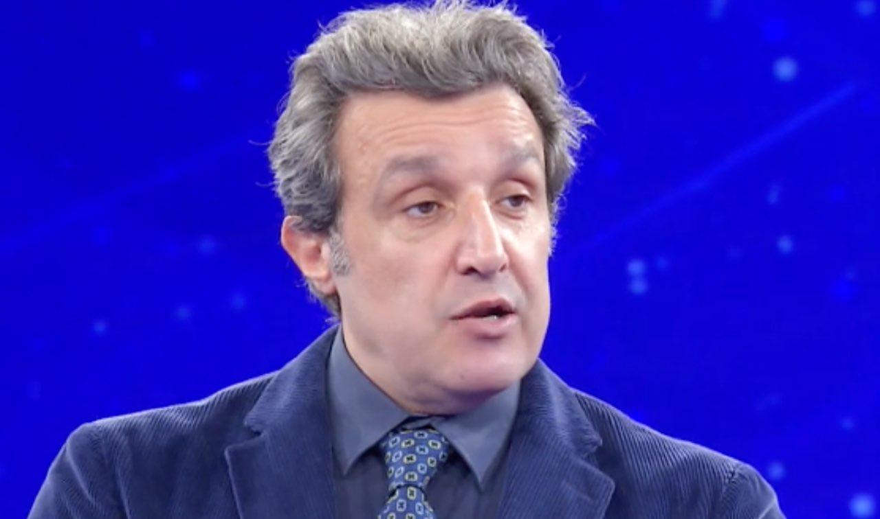 Il quiz definitivo su Flavio Insinna, giudice de Il cantante mascherato