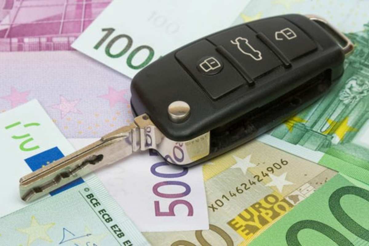 Assicurazione auto: la soluzione per risparmiare a cui in pochi pensano