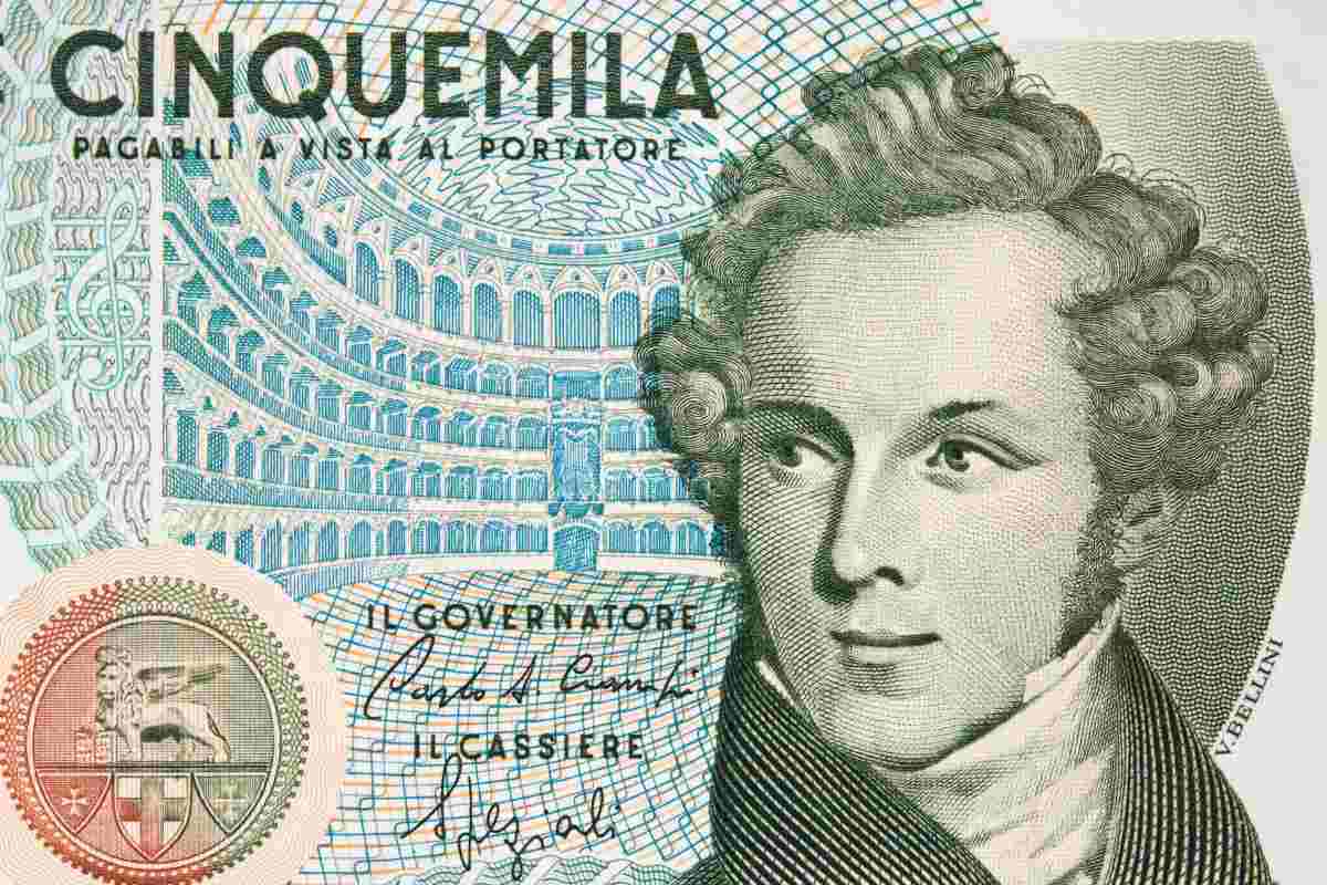 Banconota da 5.000 Lire (AdobeStock)