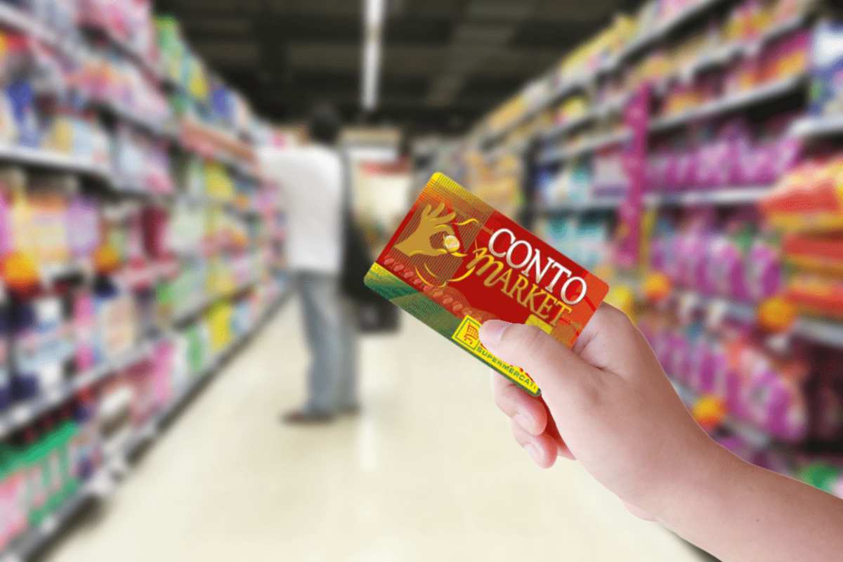 Supermercati, fidelity card - immagine di repertorio (Google Images)