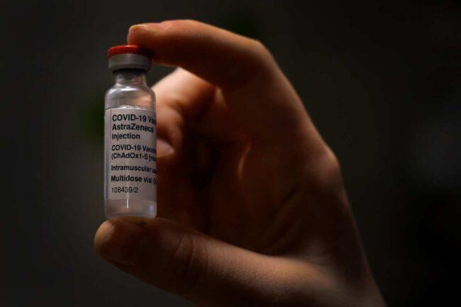 Vaccino anti-covid AstraZeneca - immagini di repertorio (Getty Images)