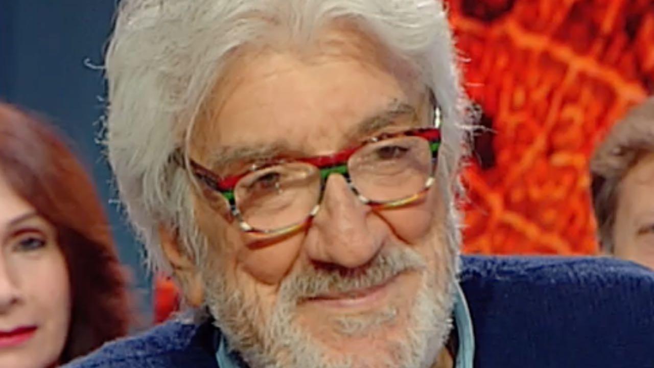 Gigi Proietti, quella passione inaspettata: ecco cosa faceva l'attore