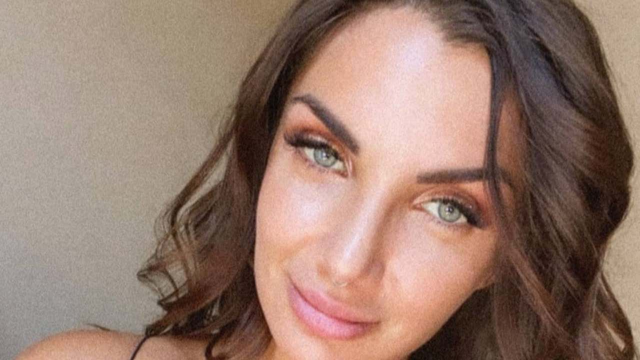 Elettra Lamborghini, la piccola fan commossa: un momento emozionante