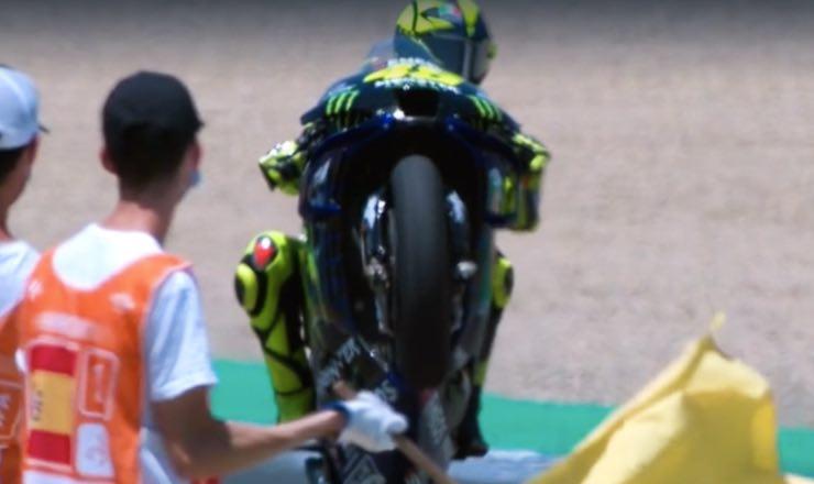 Valentino Rossi distrutto: "Non ha più senso"