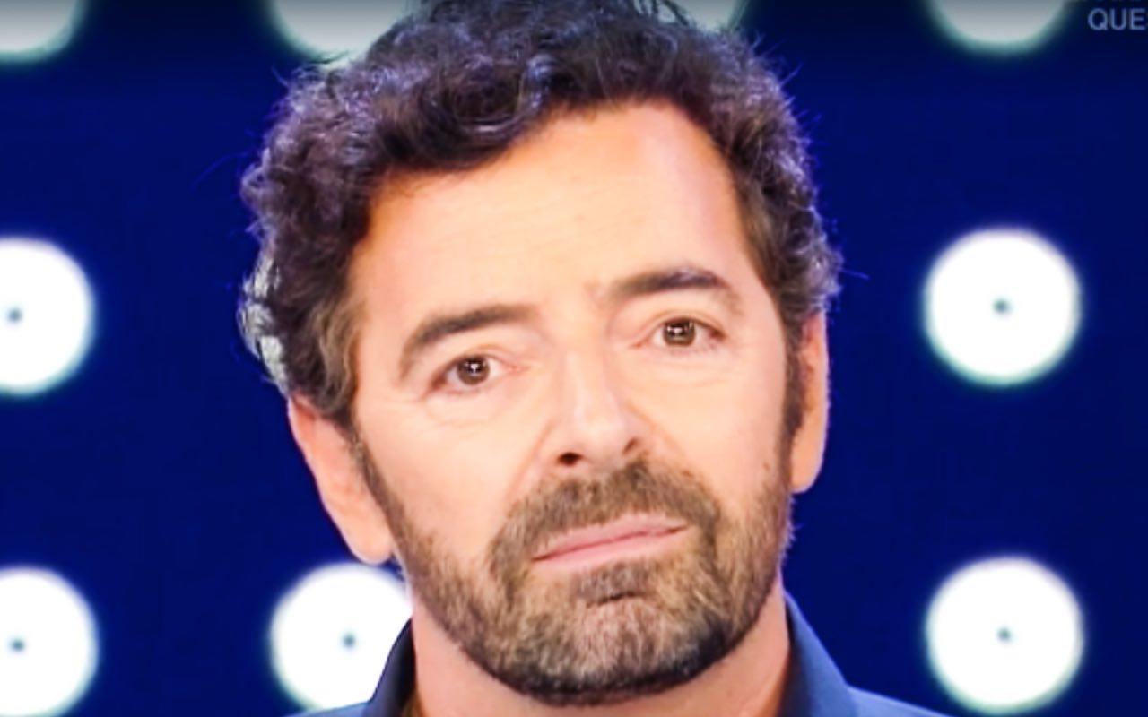 Alberto Matano commosso, non trattiene le lacrime: "immaginavo un muro"