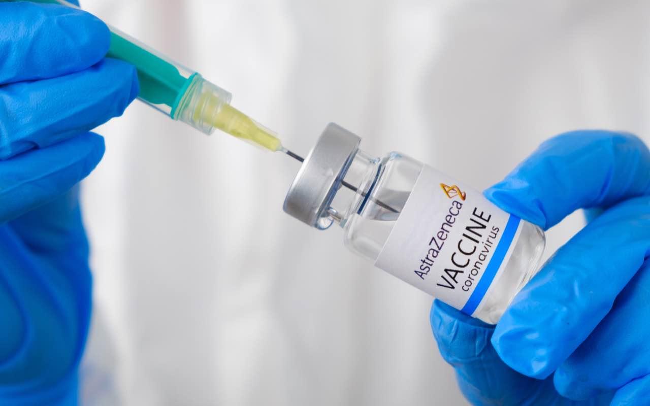 vaccino AstraZeneca (AdobeStock)