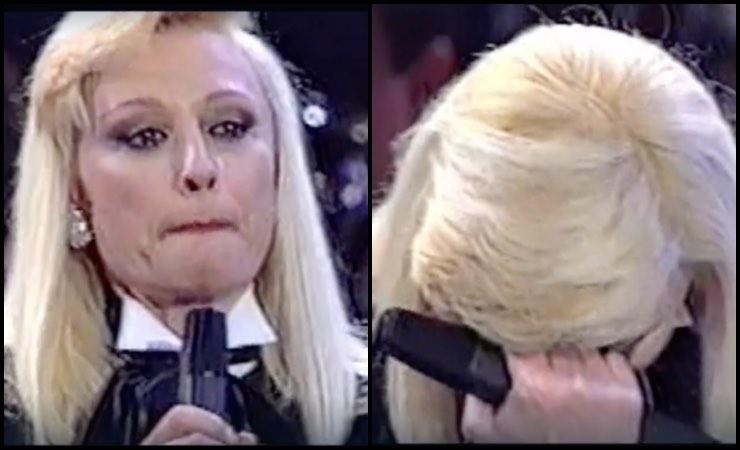 Raffaella Carrà "Mi son messa a piangere": ricordo e lacrime indelebili
