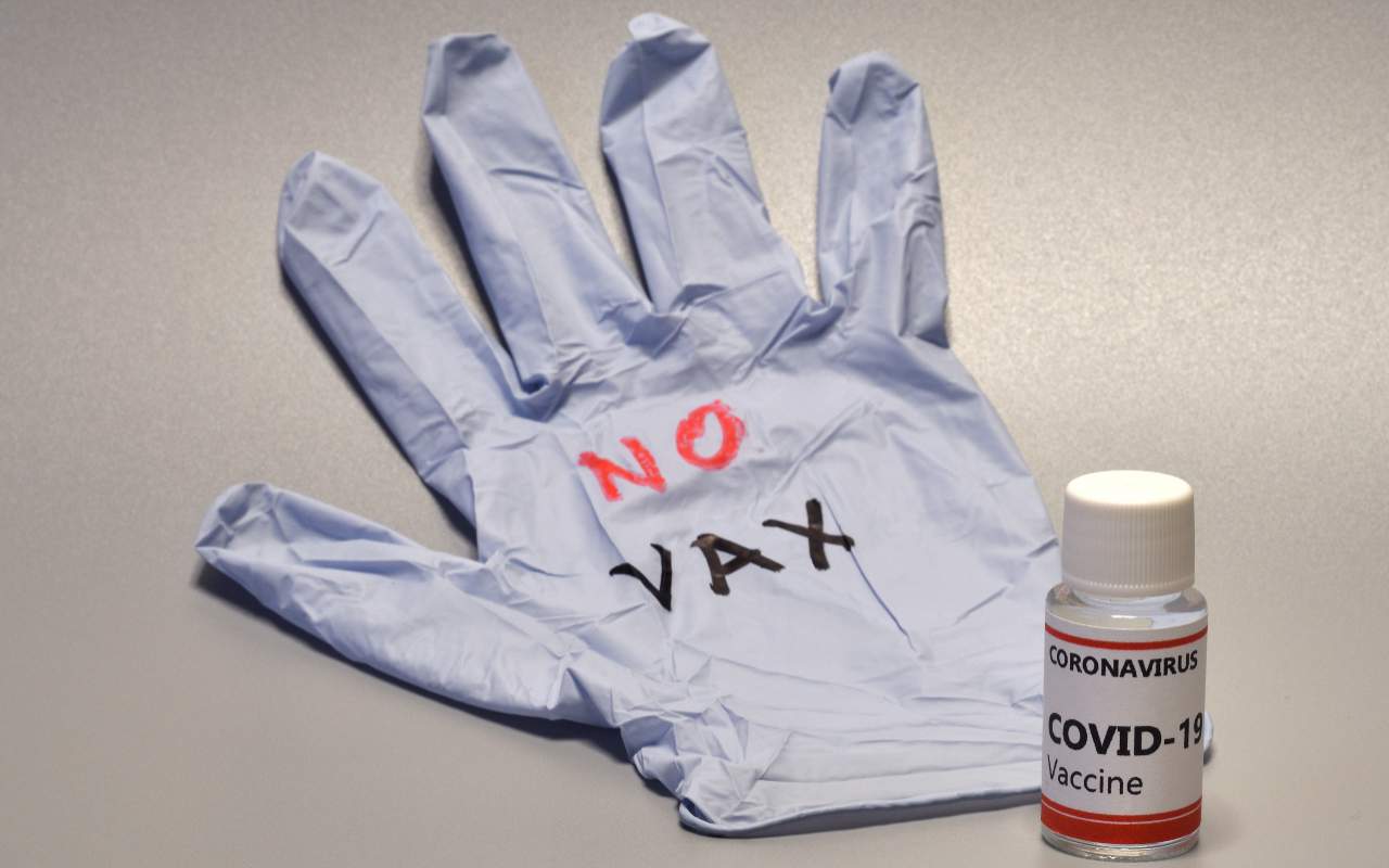 Infermiera no-vax (AdobeStock)