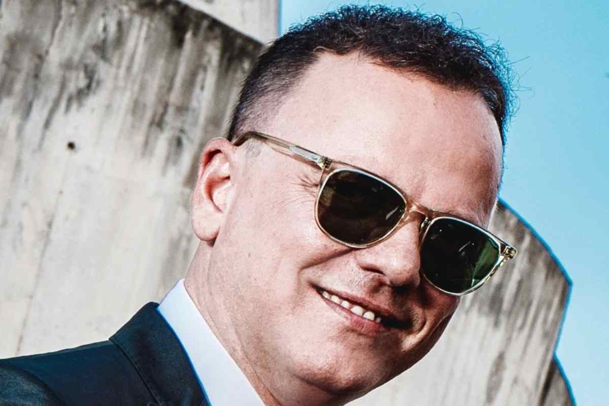 Gigi D'Alessio (Facebook)