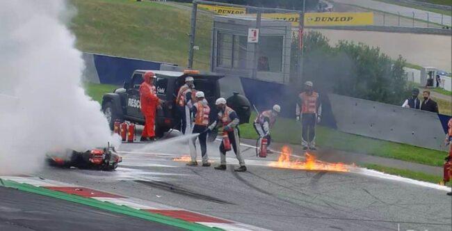 Moto Gp d'Austria incidente moto fiamme foto Valentino Rossi