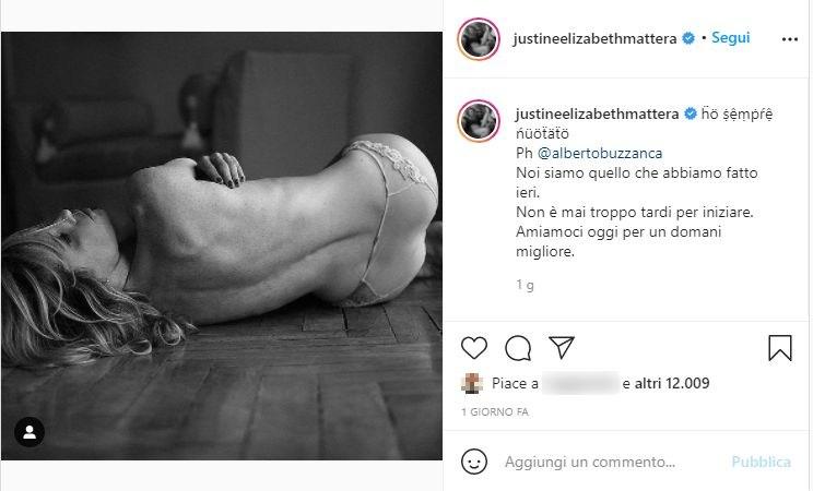 Justine Mattera, nuda (Instagram)