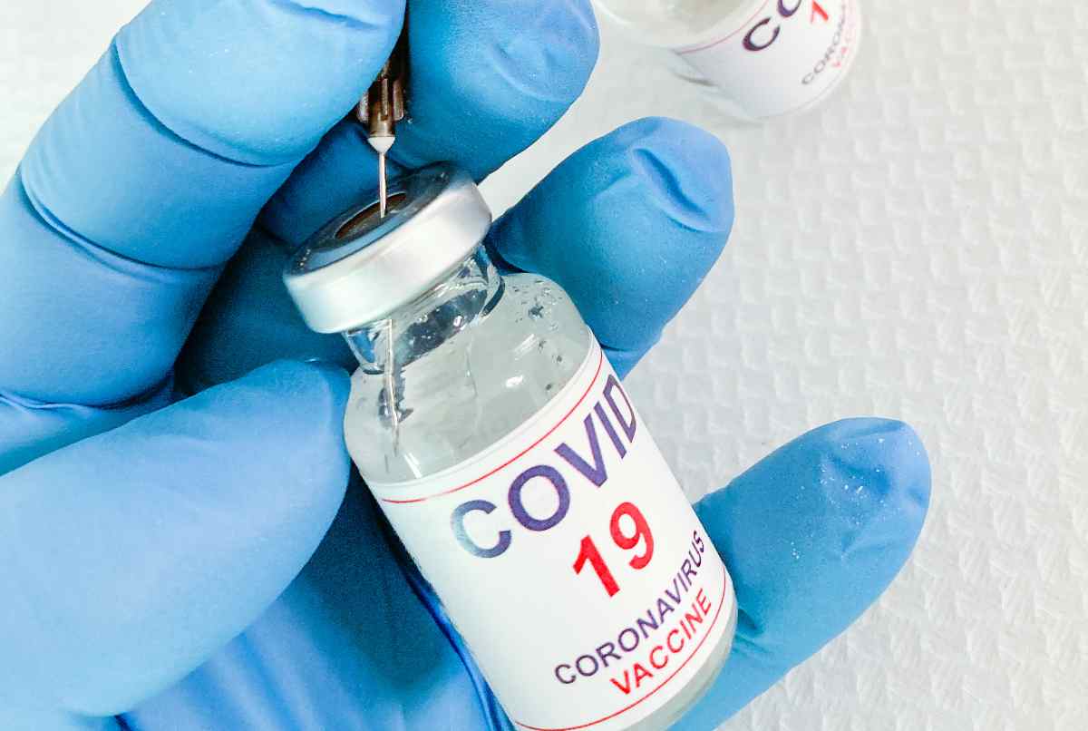 Vaccino anti-covid (Adobe Stock)