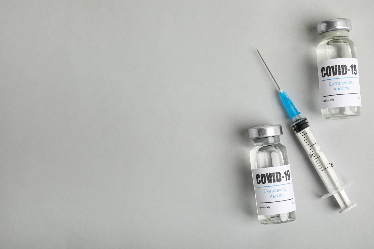Vaccino, long-covid (AdobeStock)